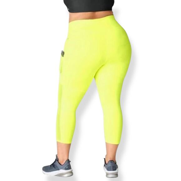 Fabletics neon yellow Power Hold On The Go High Waisted Capri leggings 2X 2XL - Picture 2 of 15